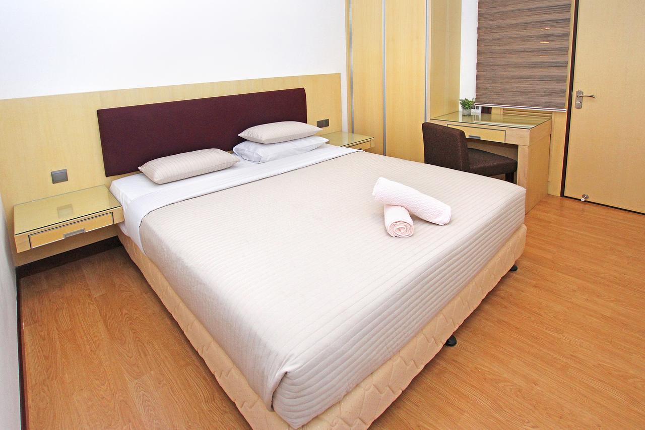 Bernard Holiday Home @ Imperial Suites Кучинг Экстерьер фото
